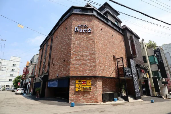 (주)인트디자인 - 외부컷1