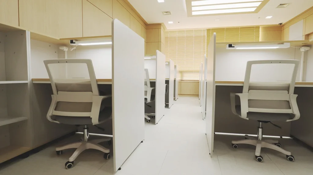 러셀G (조명이 있는 책상 수납장 세트) - 러셀 G 사진1